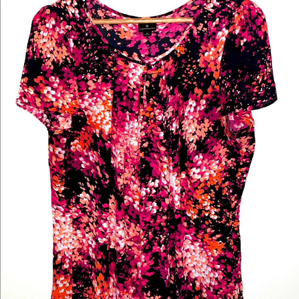 WORTHINGTON—XL floral blouse. No rips or stains.